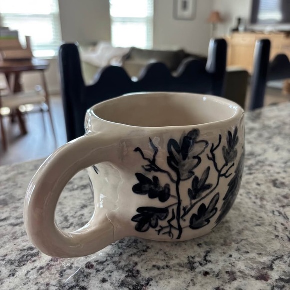 Handmade ceramic mug - Picture 3 of 4